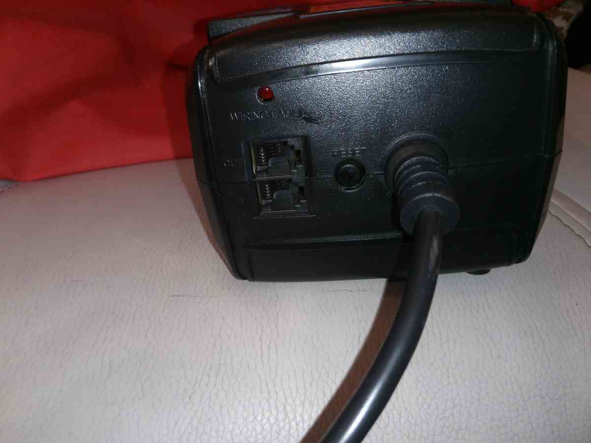 cyberpower recharable 6 plug outlet