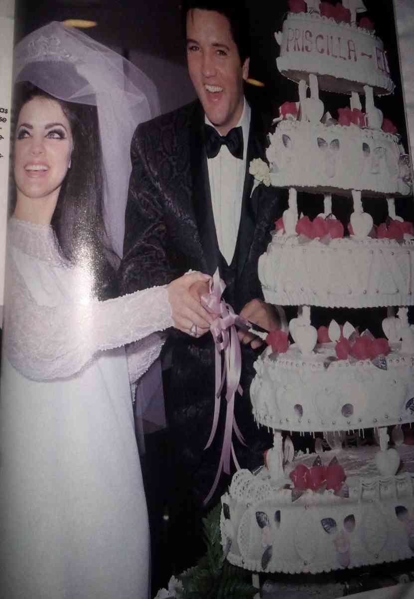 1987 ELVIS 10TH ANNIVERSARY MEMORIAL EDITION MAGAZINE