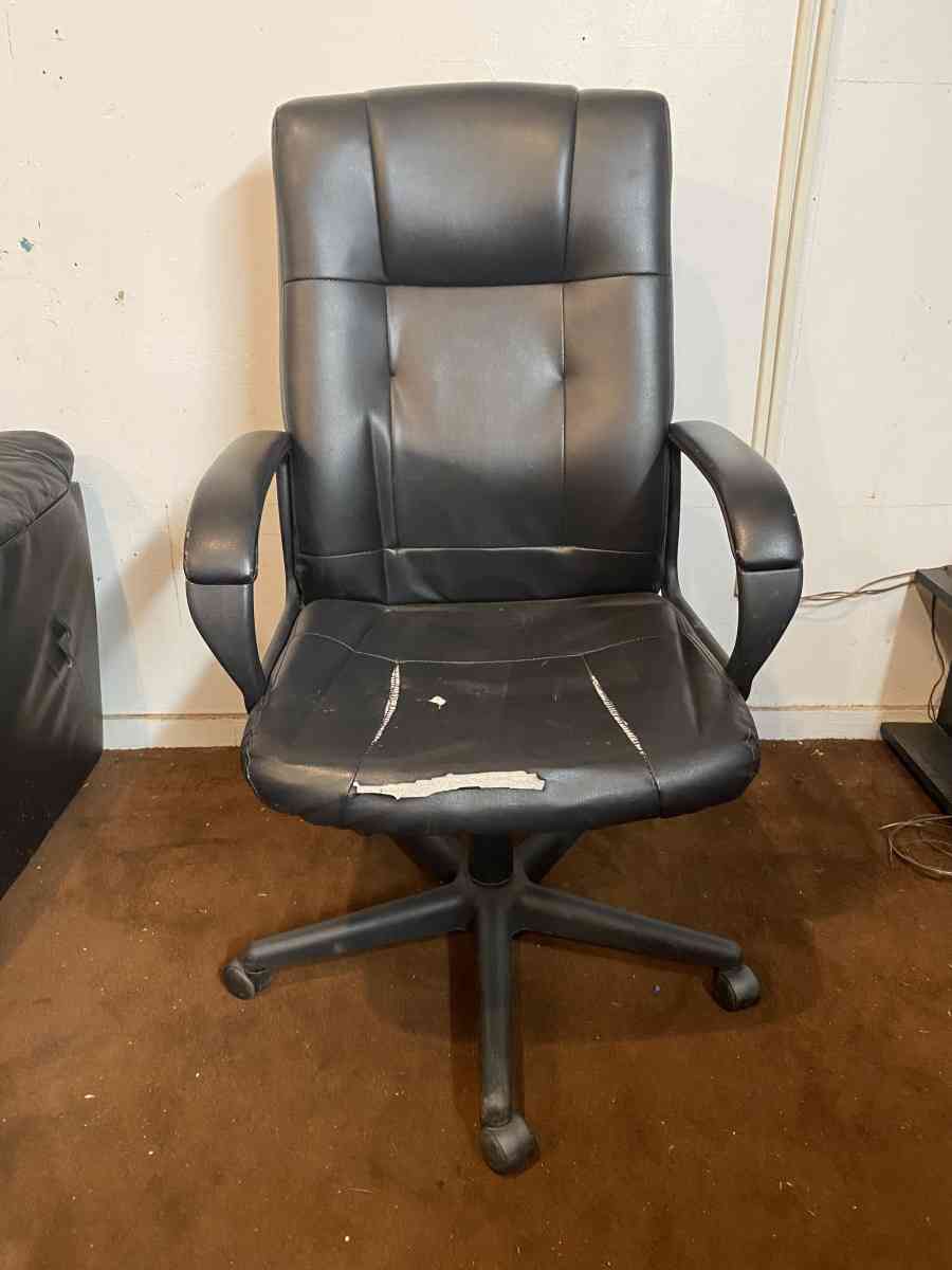 office rolling chair