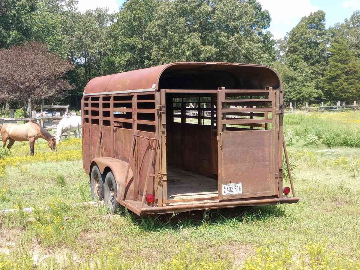 16 ft stock trailer