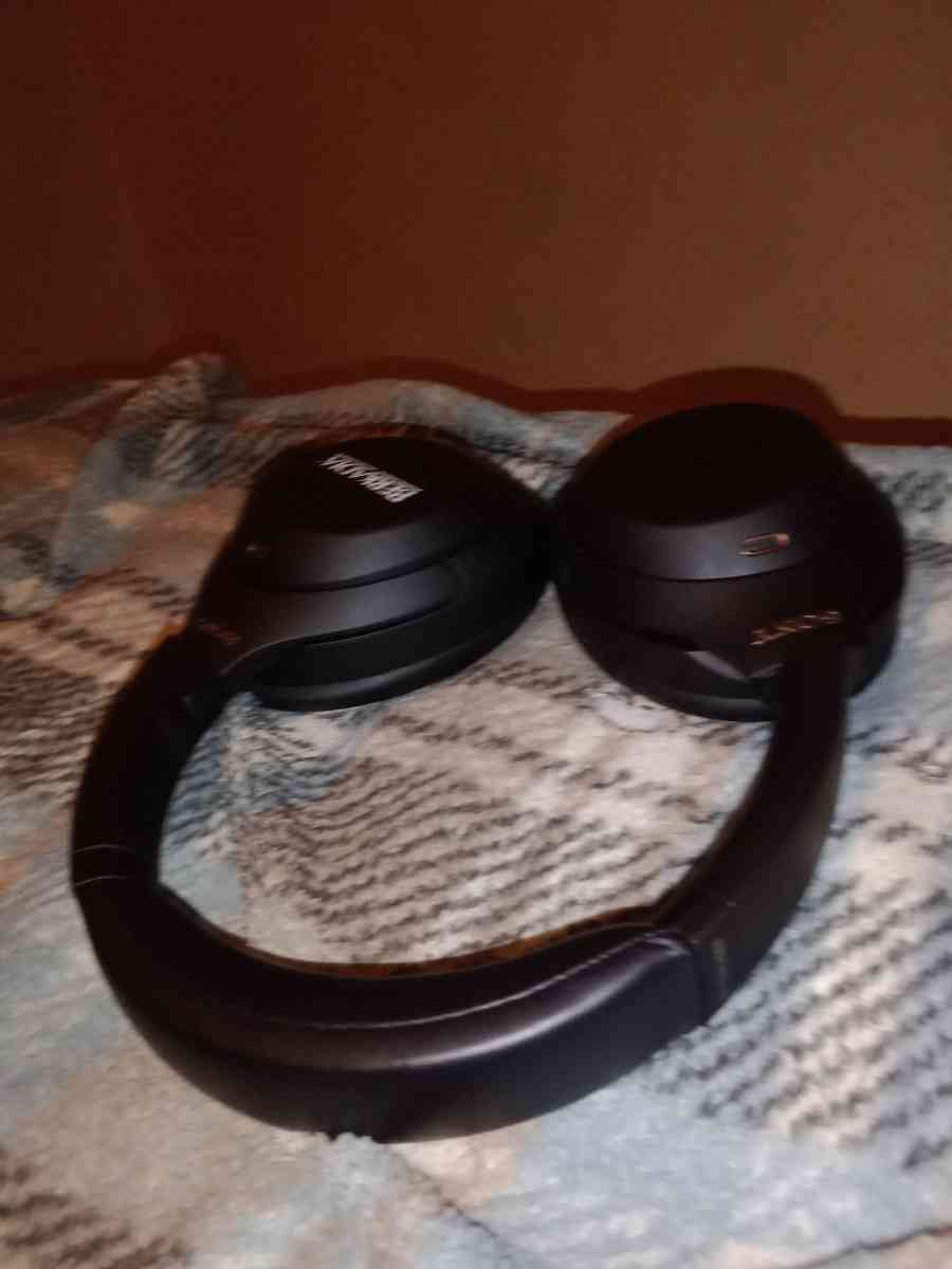 Sony Bluetooth headphones