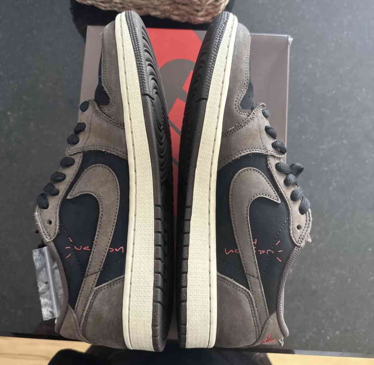 100 percent authentic