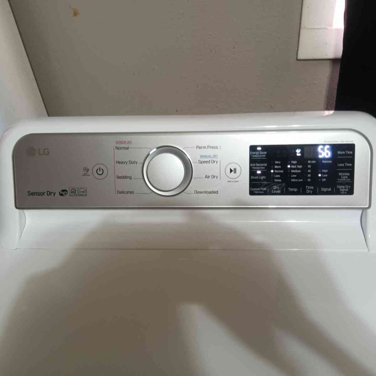 Bran New LG Electric Dryer Wifi Compatible