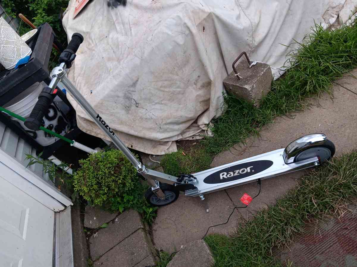 adult razor scooter