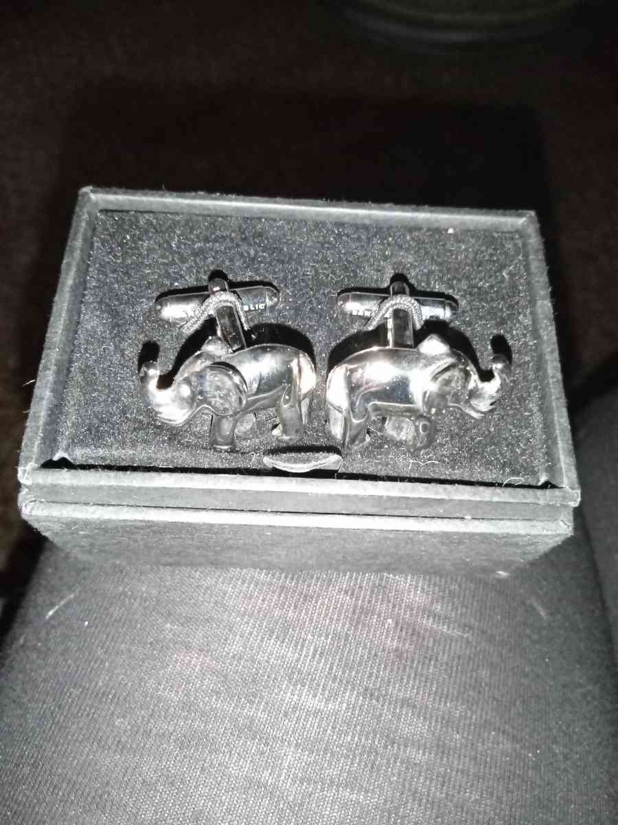 cuff links