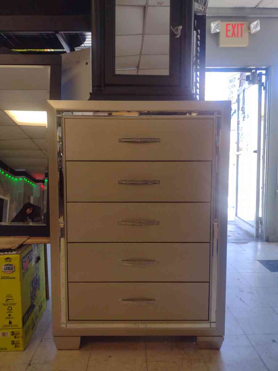 END OF SUMMER BLOWOUT LIQUIDATION