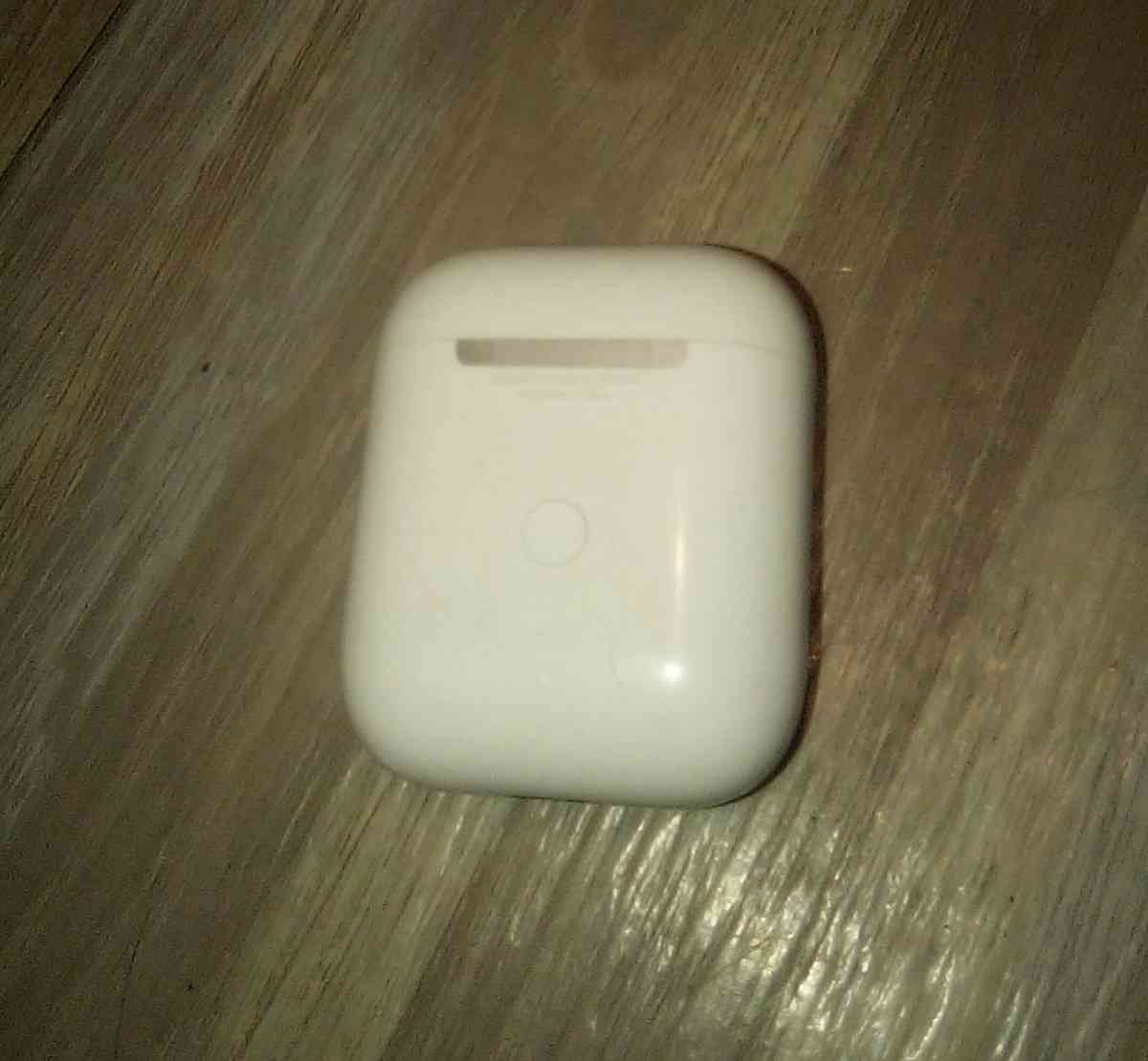 apple airpods 1st gen missing the right earbud