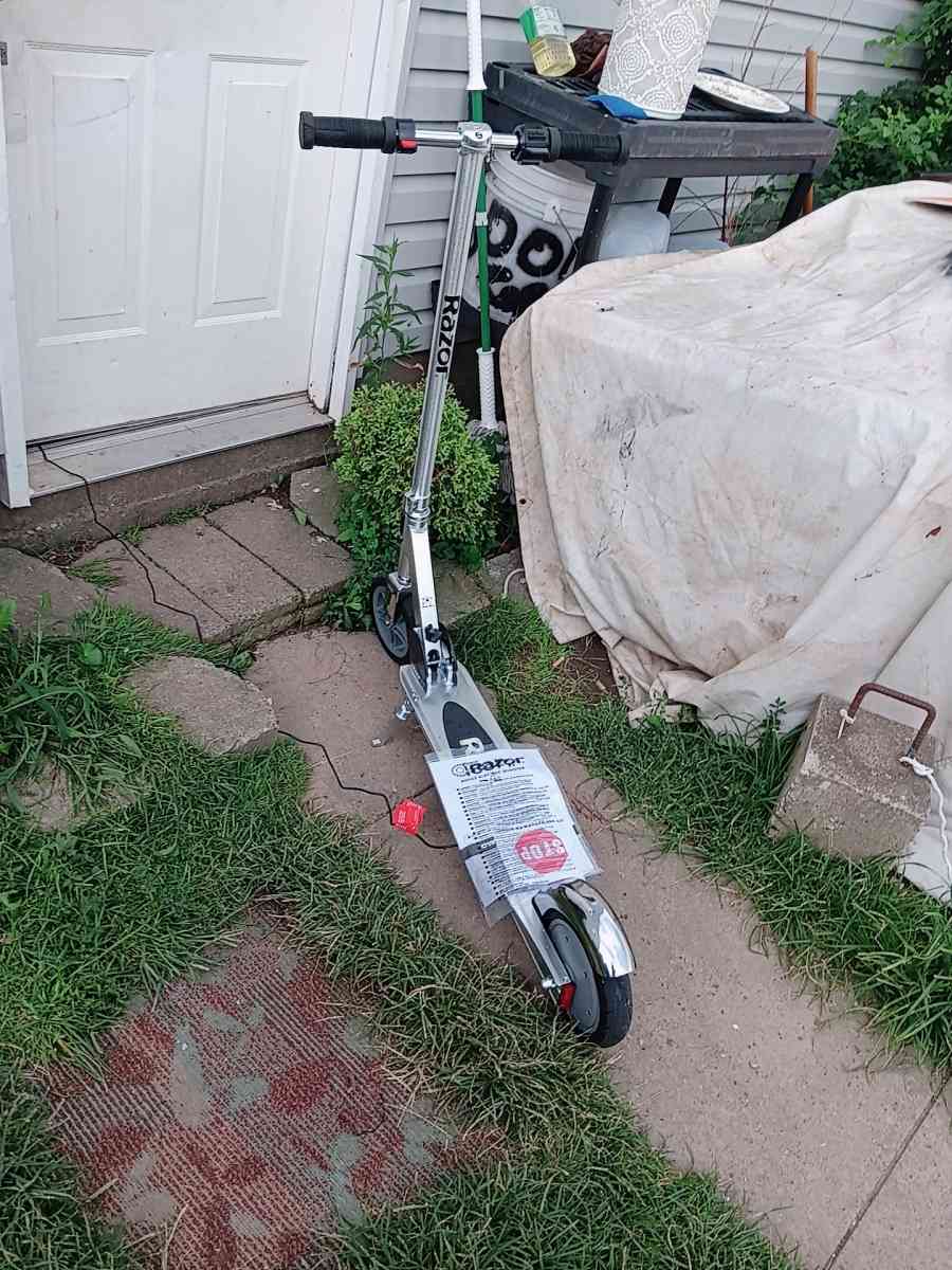 adult razor scooter