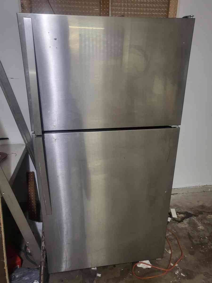 whirlpool Refrigerator