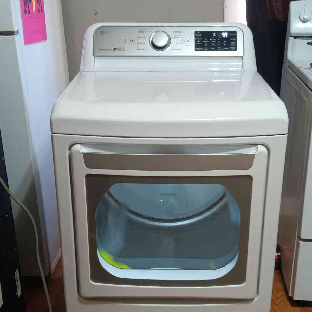 Bran New LG Electric Dryer Wifi Compatible