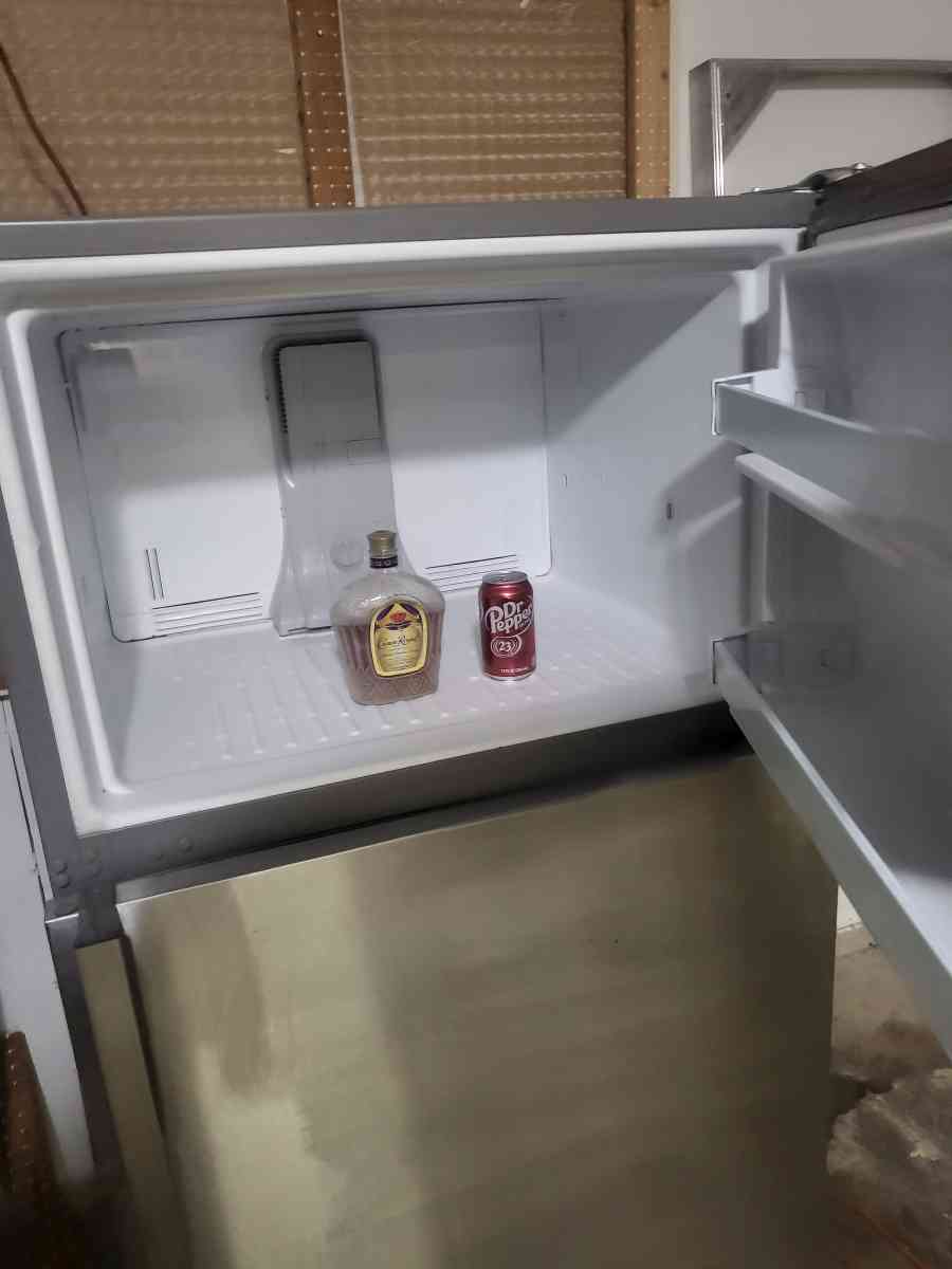 whirlpool Refrigerator