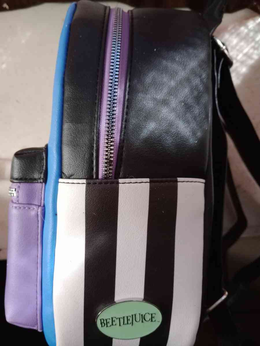 her universe beatlejuice sandworm mini backpack exclusive