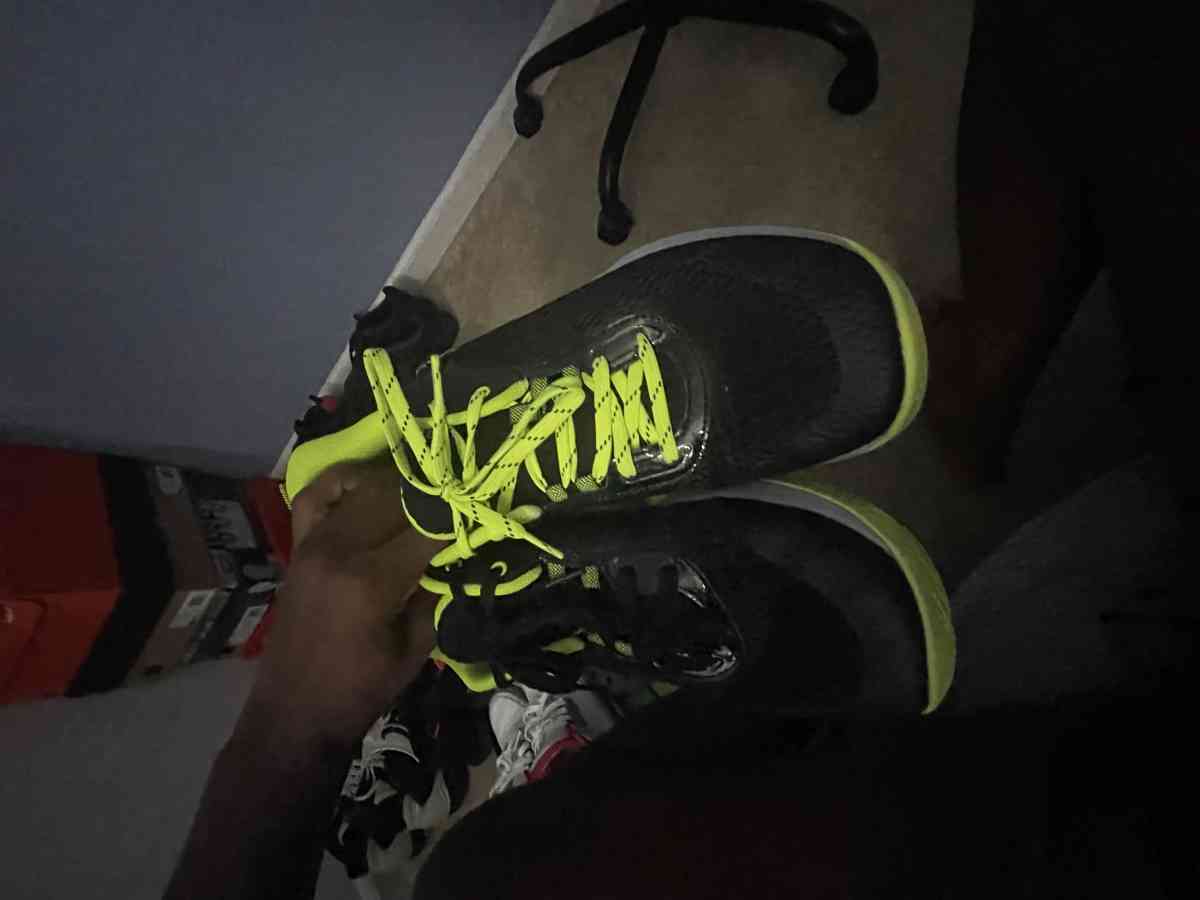 circuit currys size 9