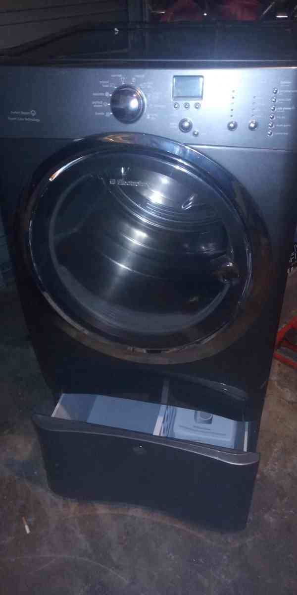 Electrolux Electric Dryer