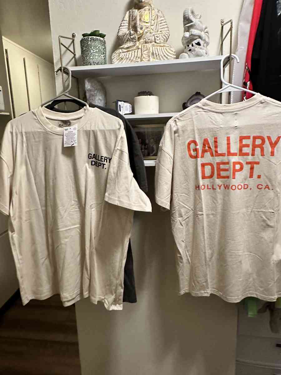 Gallery T SHIRTS