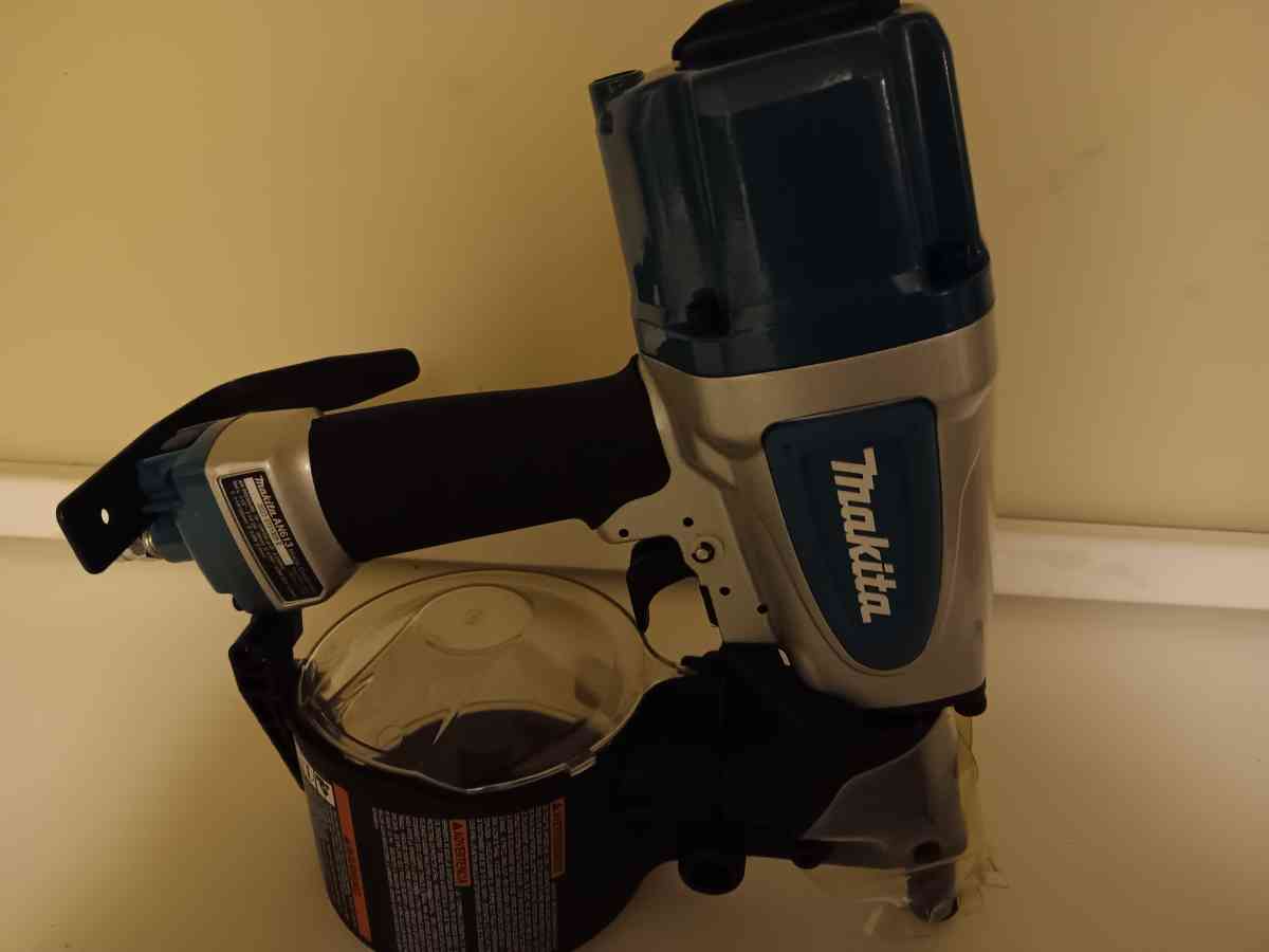 Brand new makita siding  nailer