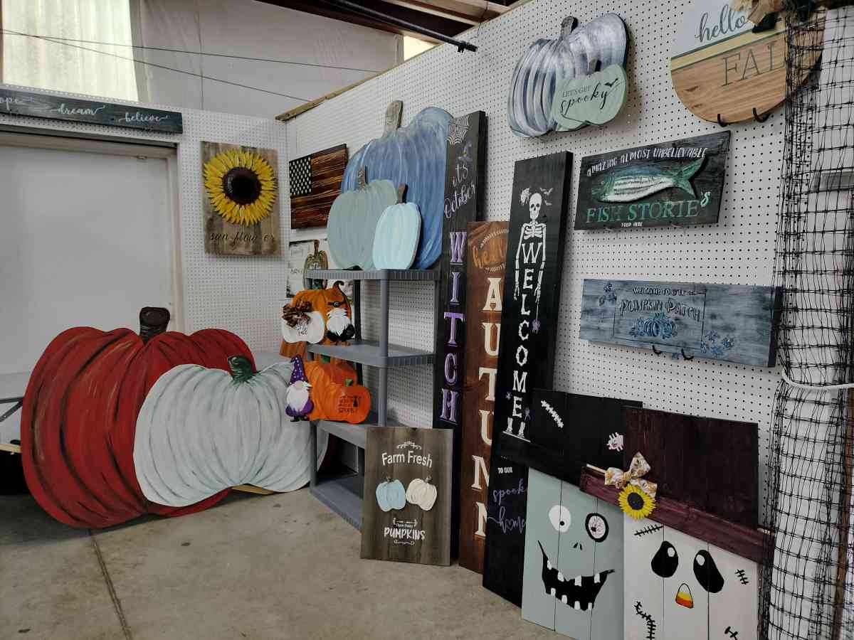 6ft wood porch signs and flags