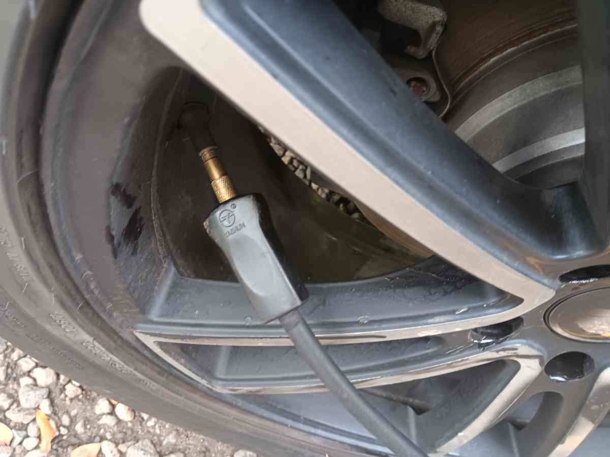 12v 150psi tire inflator