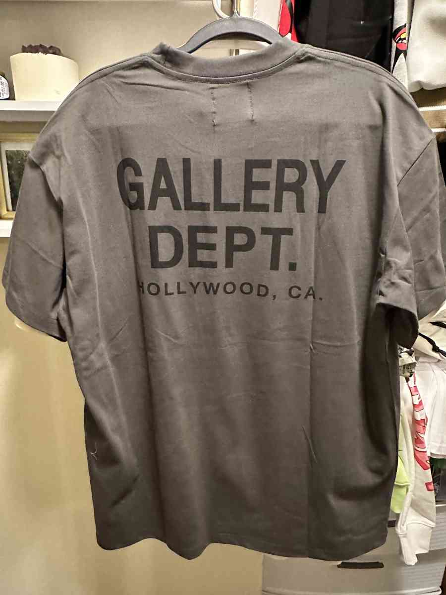 Gallery T SHIRTS