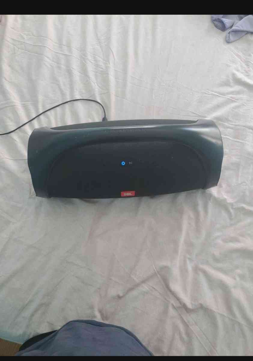 jbl bombox