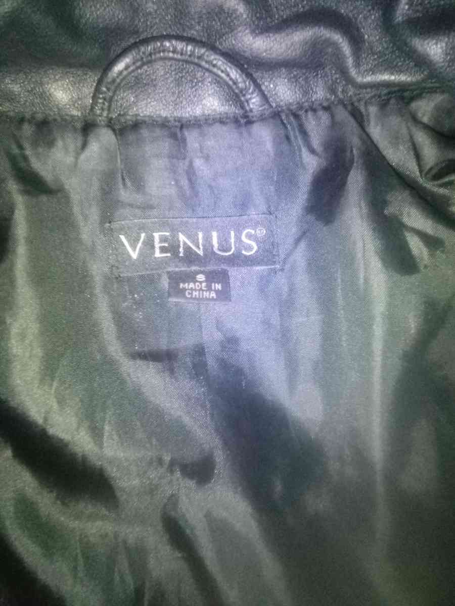 womens black leather jacket