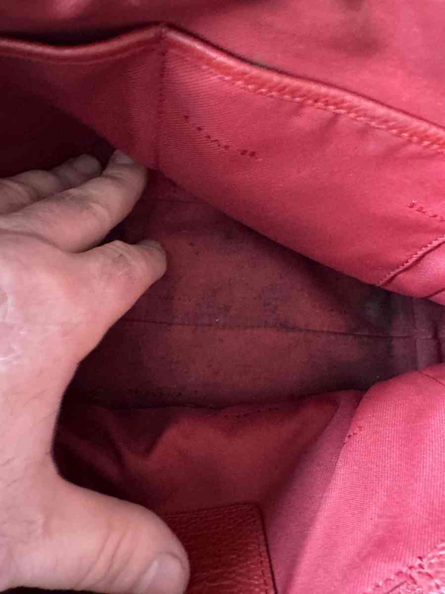 1 Ladies Burgundy COACH PURSE