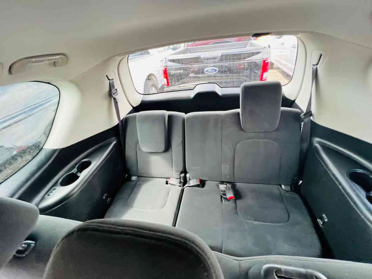 2017 Toyota Tundra 131k millas