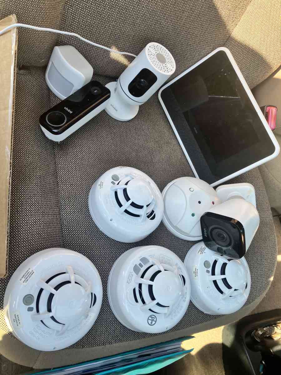 Viviant complete home security system