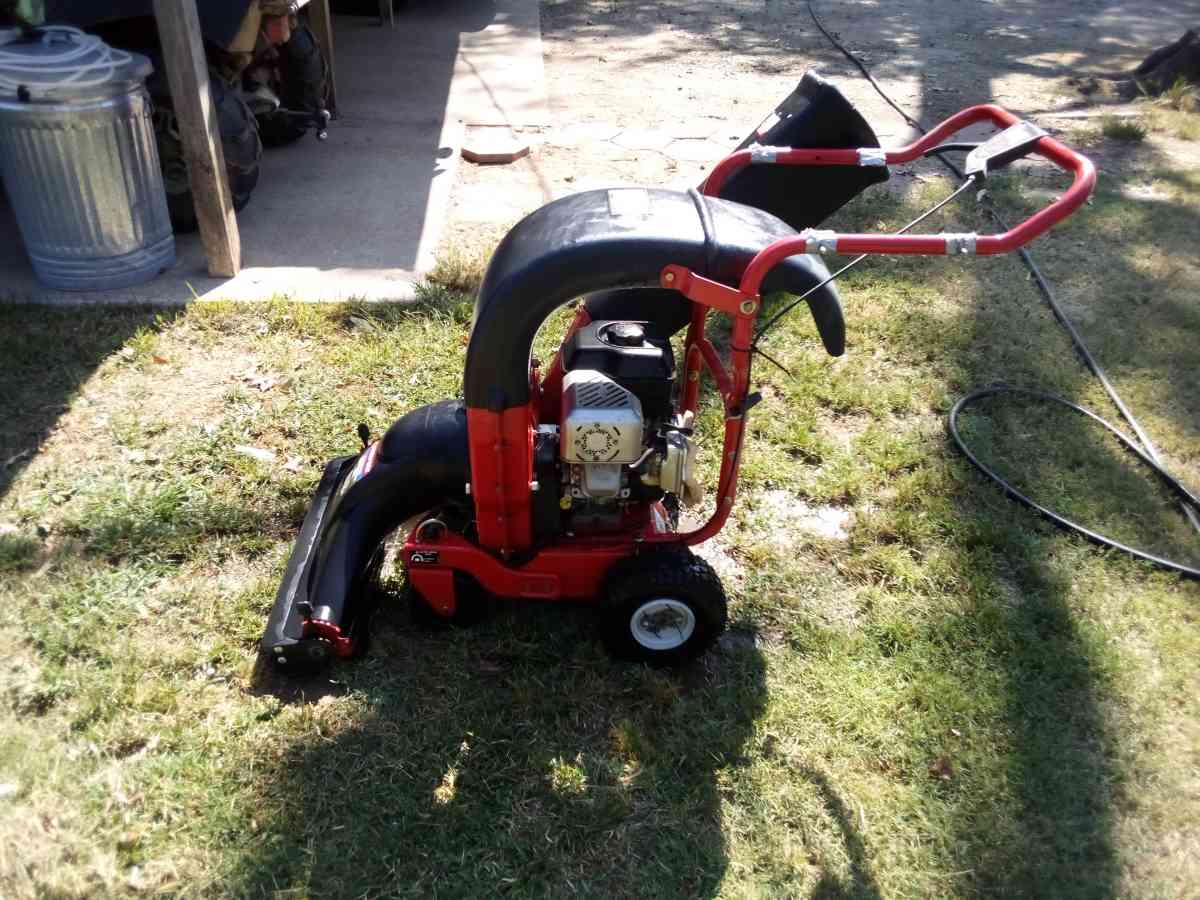 troy bilt 3 in 1 vacuum chipper and shreddar