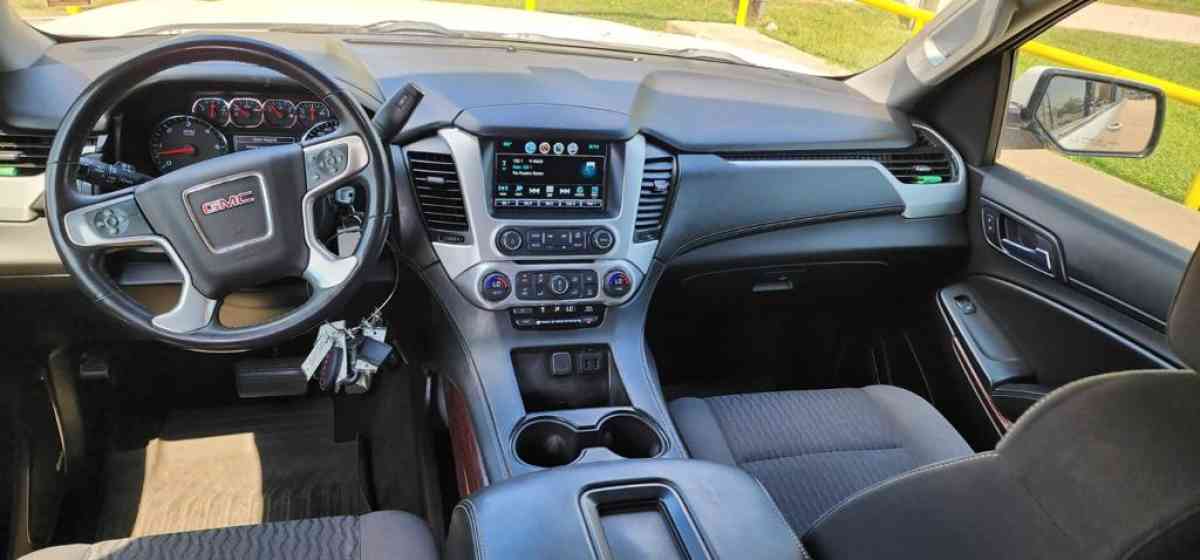 2017 GMC Yukon XL 89 k Millas