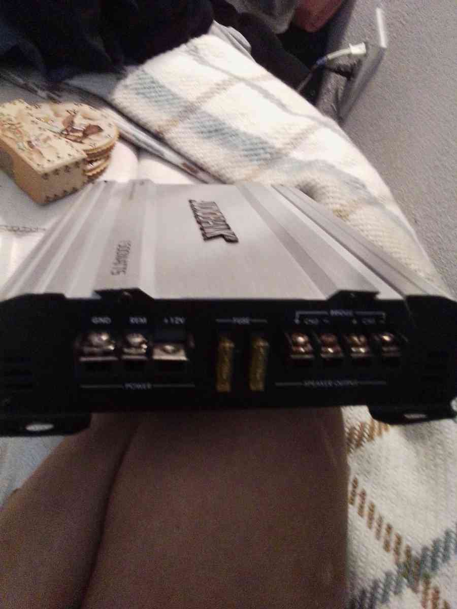 audiomax 1500 watt amp