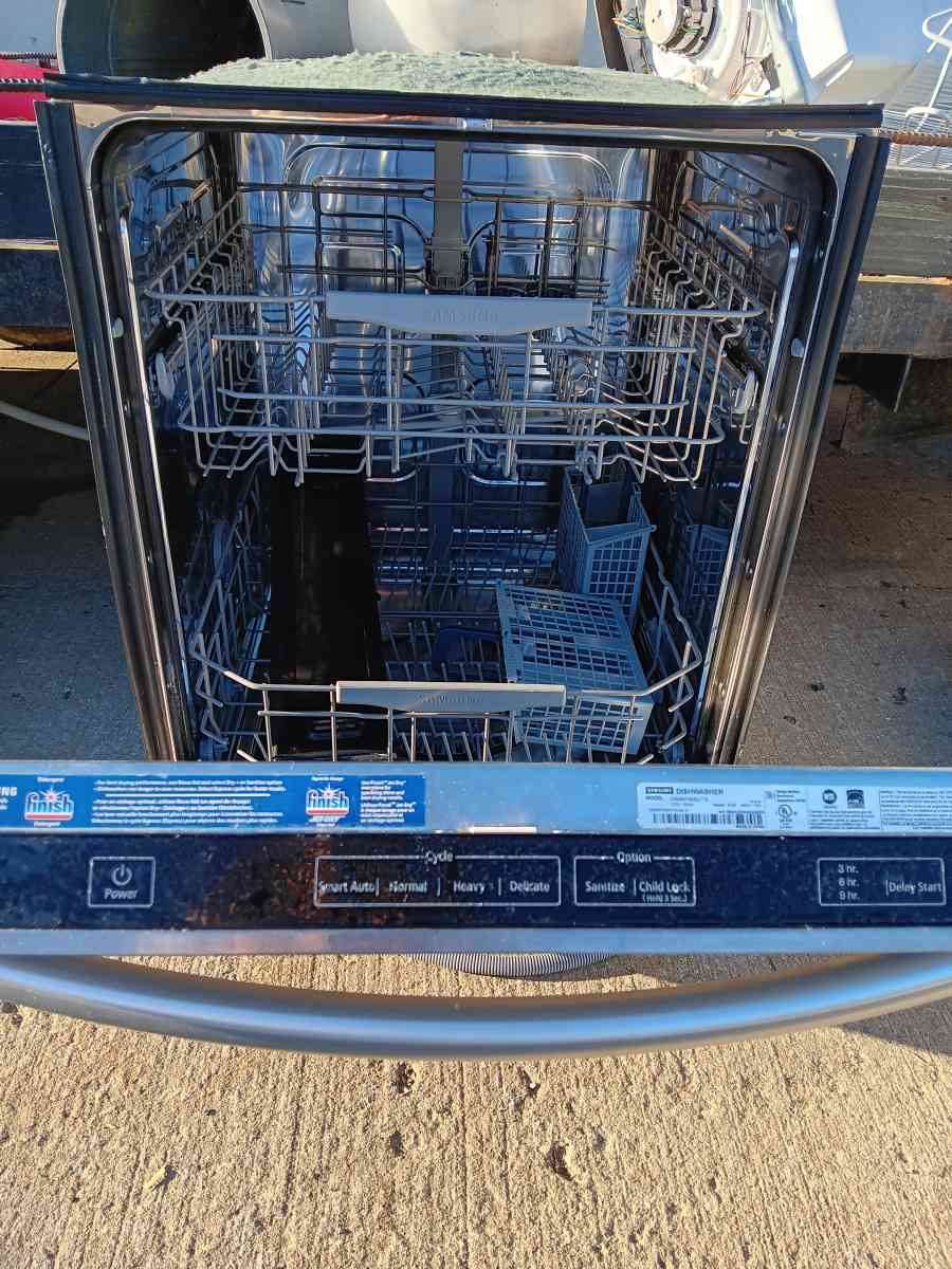 Samsung smart dishwasher