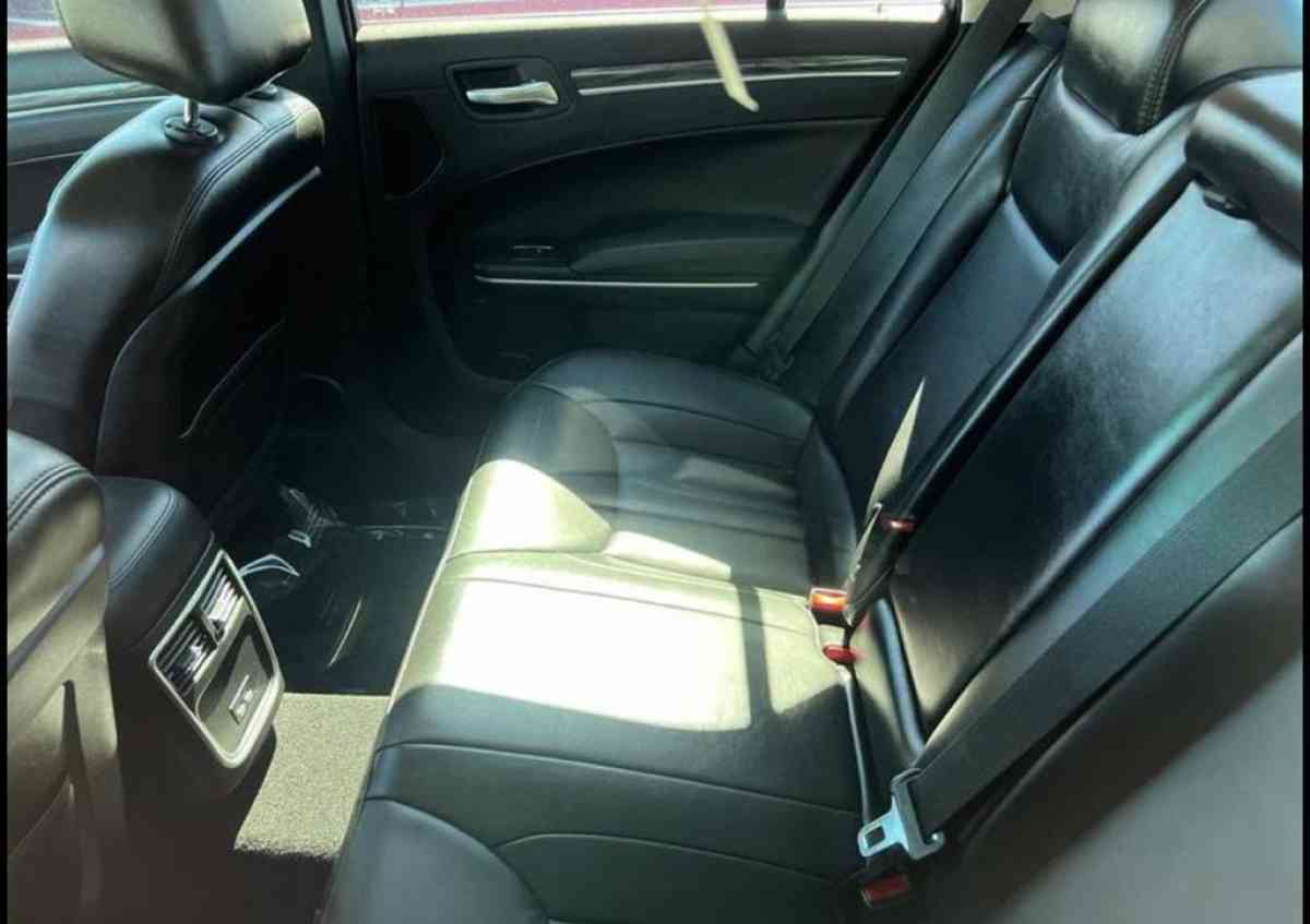 2019 Chrysler 300 89 k millas