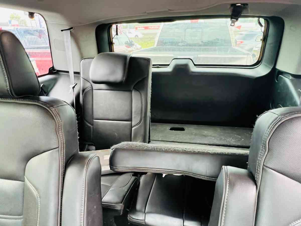 2016 Gmc Yukon Denali 153k millas