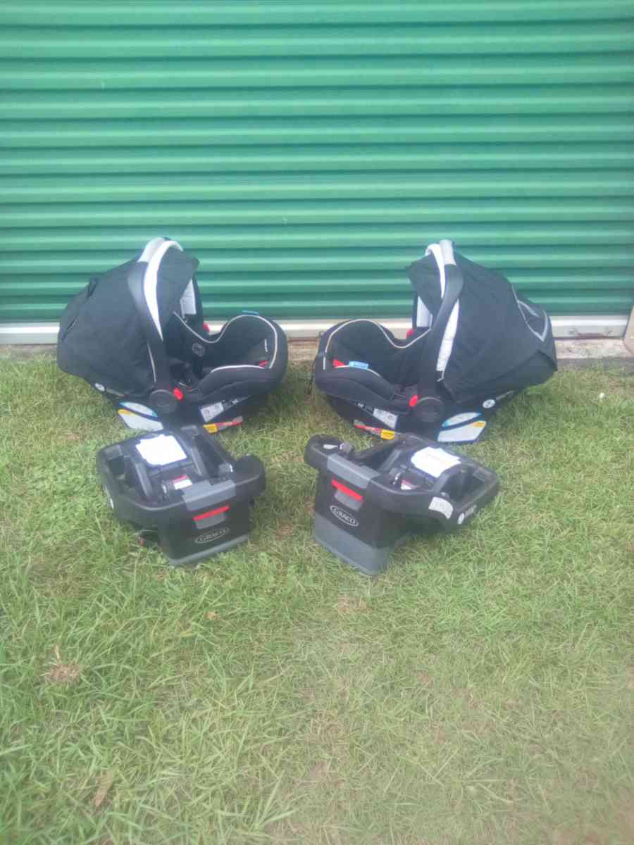 2020 Graco snugride snuglock 35