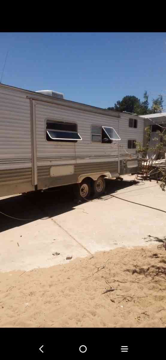 RV with two rooms and one slide out price is fair make a off
