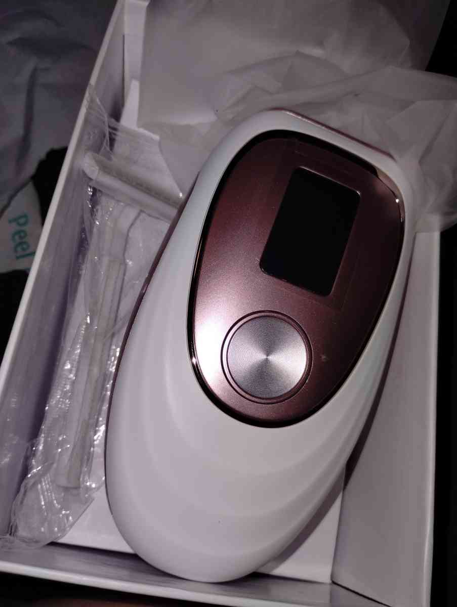 laser hair remover with cooling system