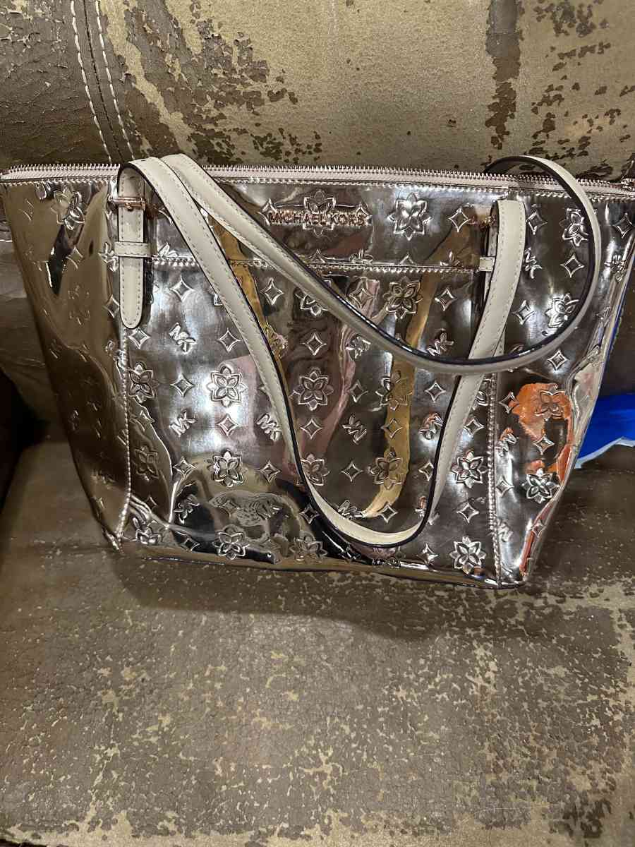 Michael Kors Tote