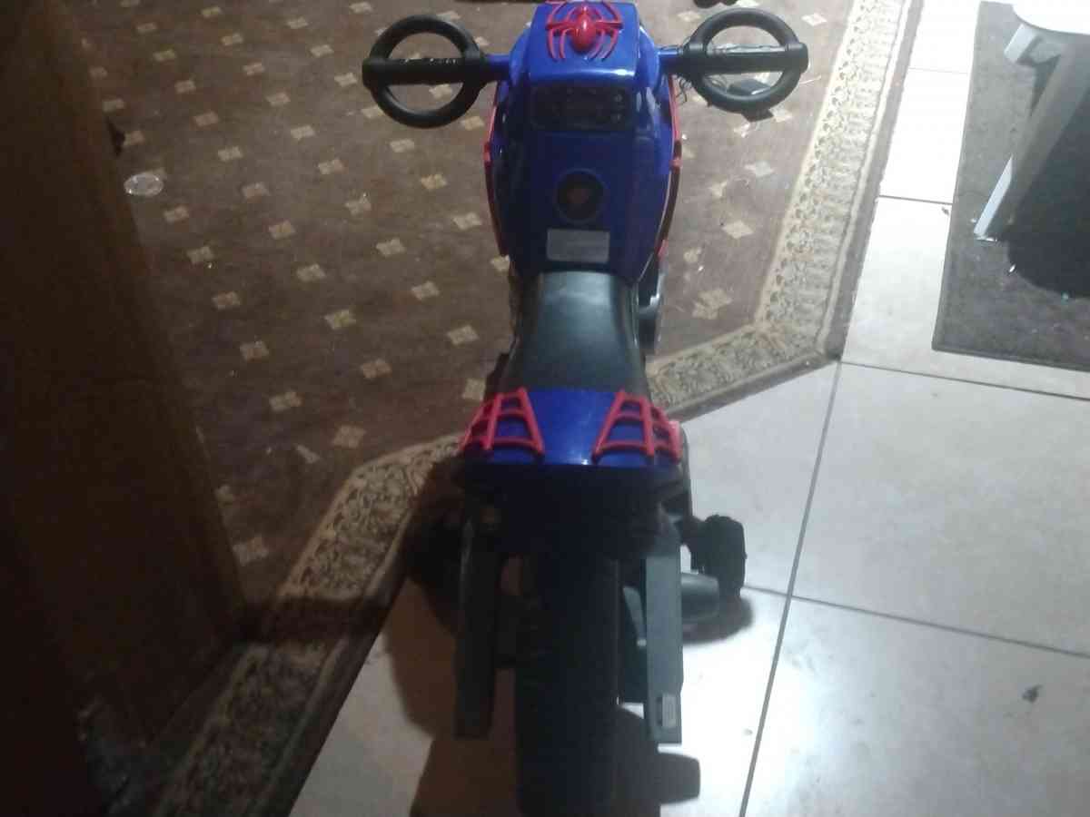 Marvel Spiderman 6V Battery Powered Motorcycle Boys Ride