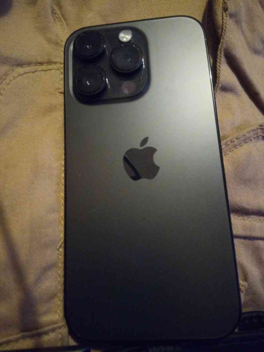 Brand like New iPhone 14 Pro password locked take best offer