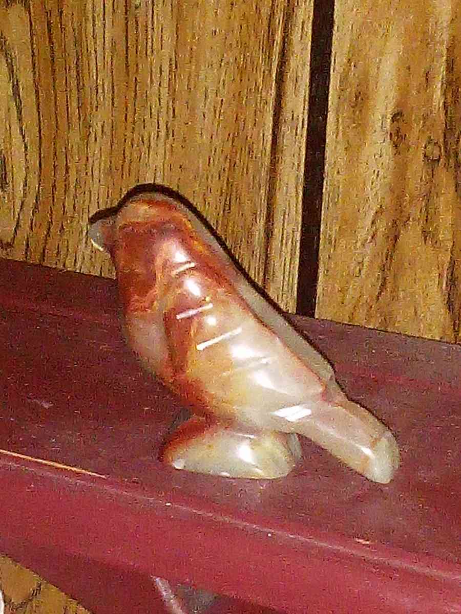 bird made of polished stone made in Pakistan