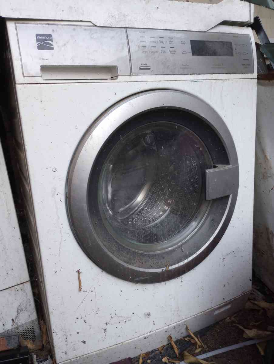 set of washer and dryer