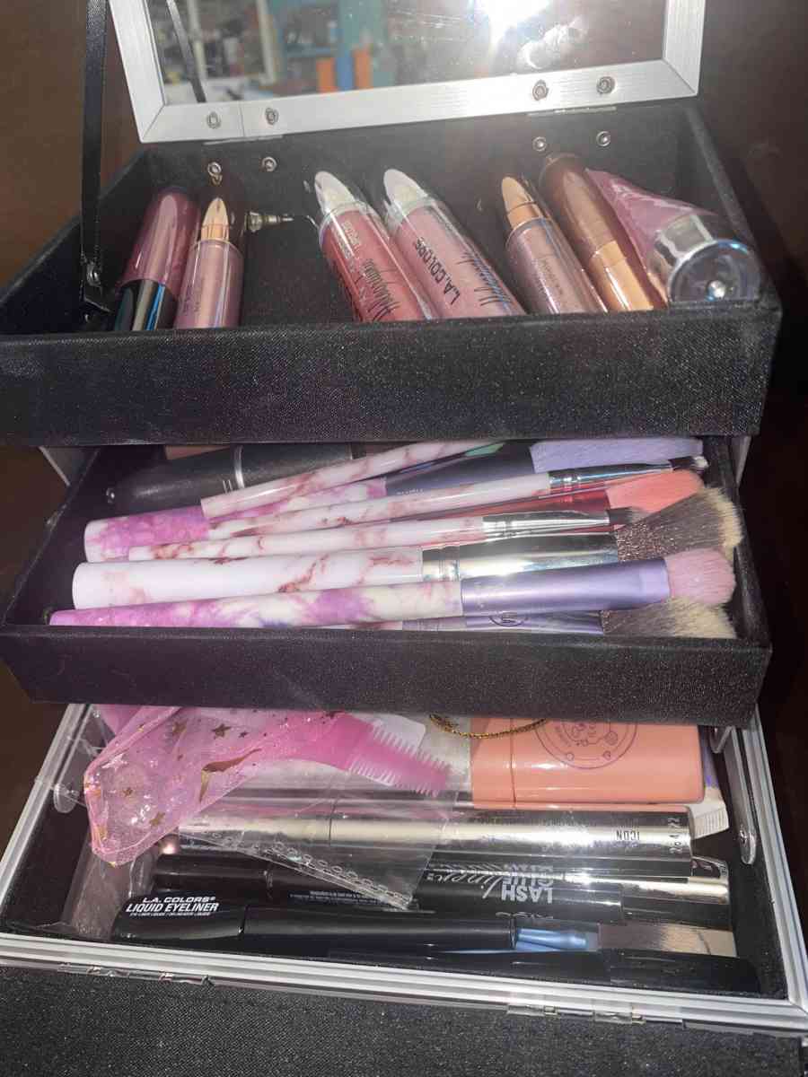 Makeup box  Jewelry Box Earrings