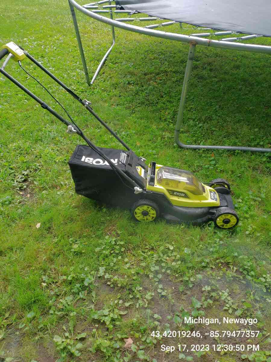 13 Inch Battery Powered Ryobi Lawnmower