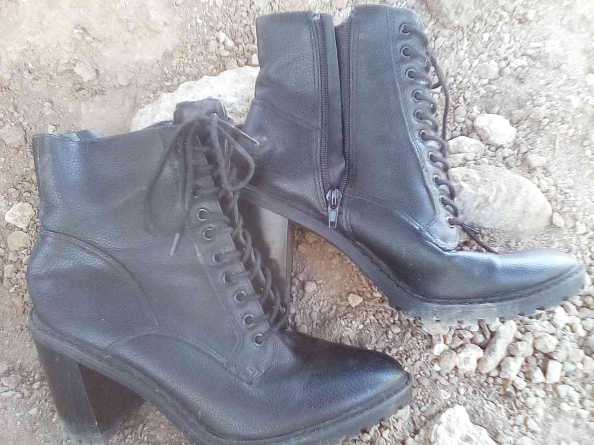 black leather ankle boots size 8