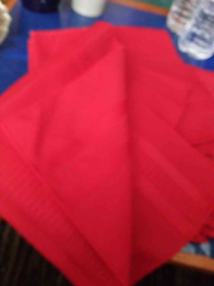 8 Red Linen napkins