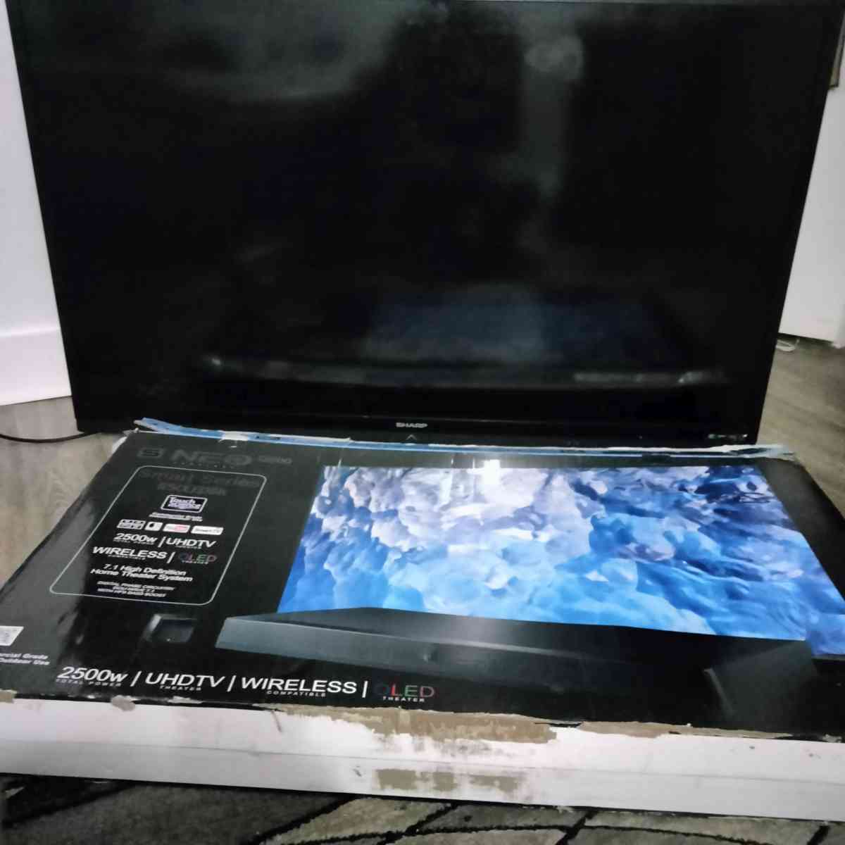 sharp 60in Aquos smart tv