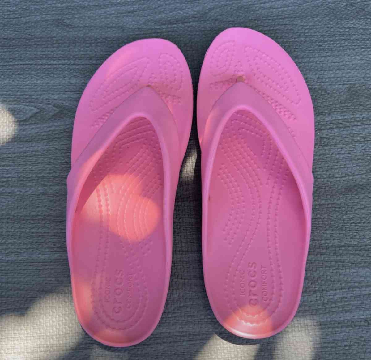 Crocs size 5