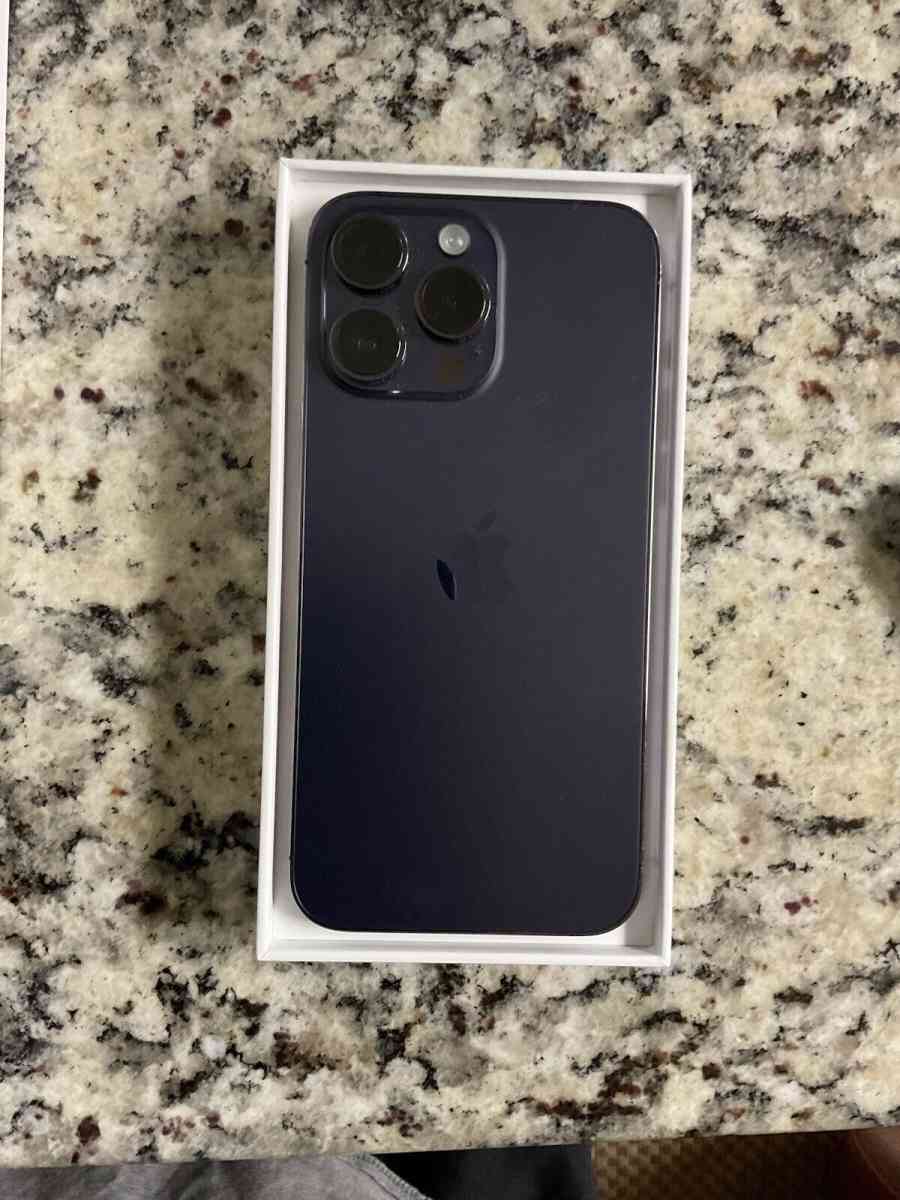 Apple iPhone 14 Pro Max  256GB  Deep Purple Unlocked