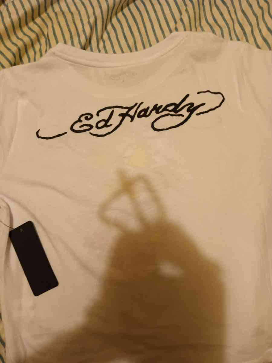 Ed Hardy tshirt size large womens